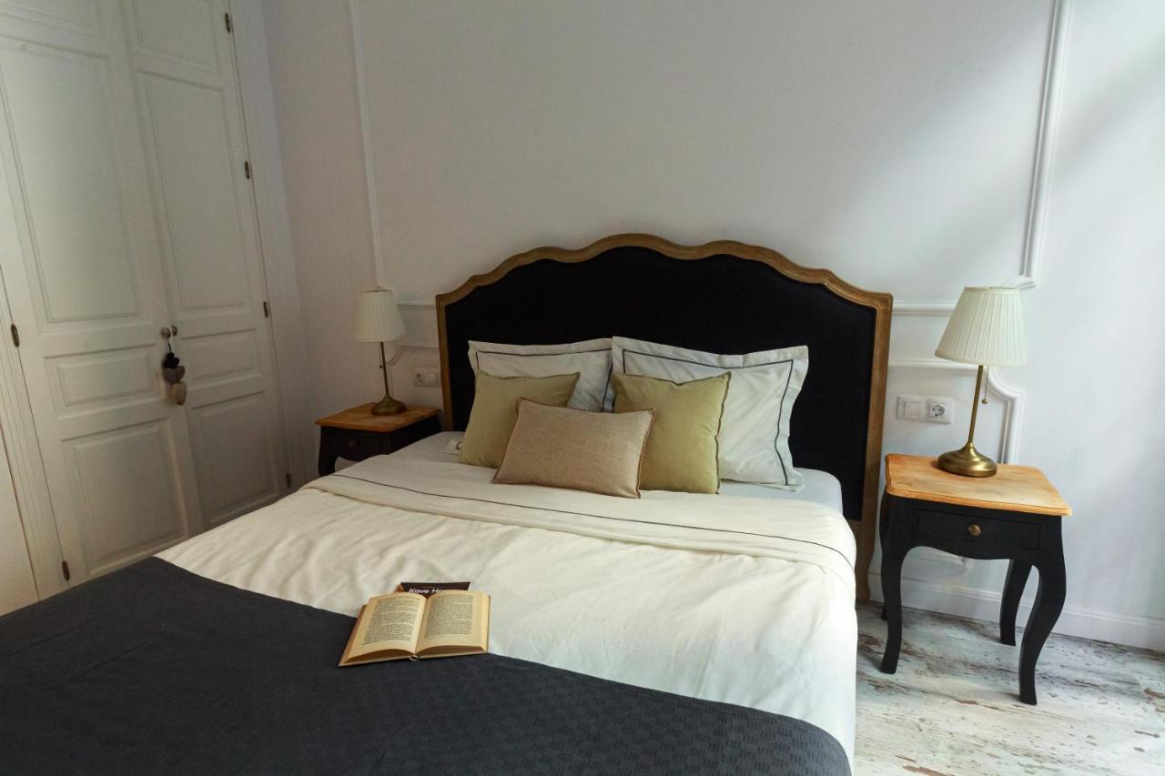 La Luna Suite In Old Town Of มาลากา ภายนอก รูปภาพ